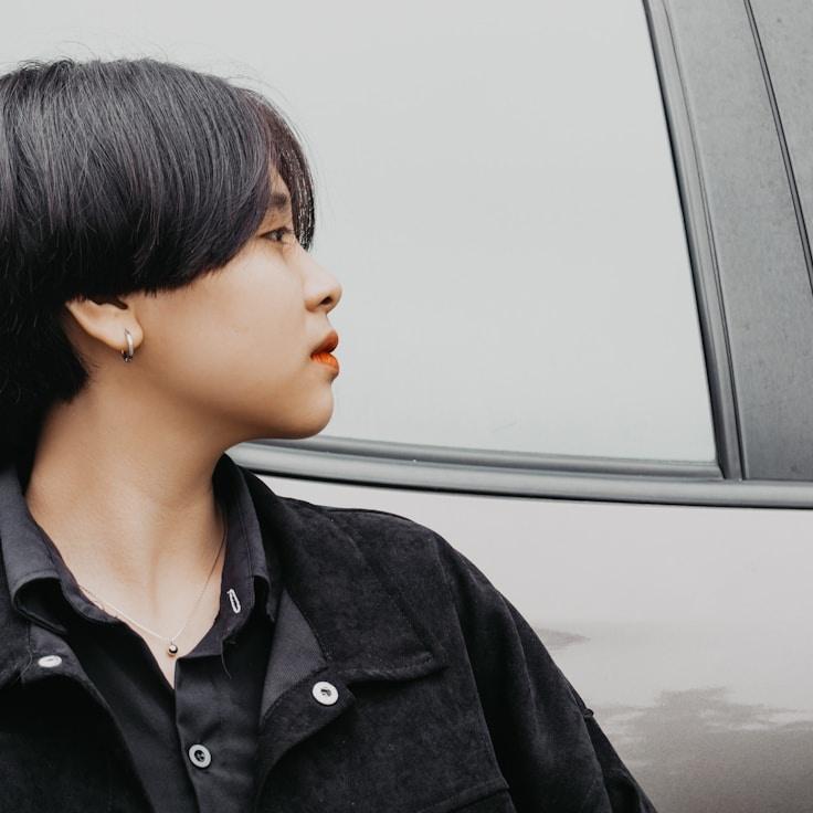 Mika Rao, Client Relations Director, discussing corporate gifting strategy with business clients